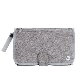 NWT Munchkin Travel Diaper Kit